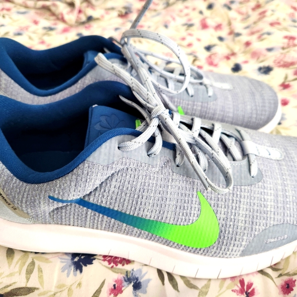 Mens Nike Flex shoes